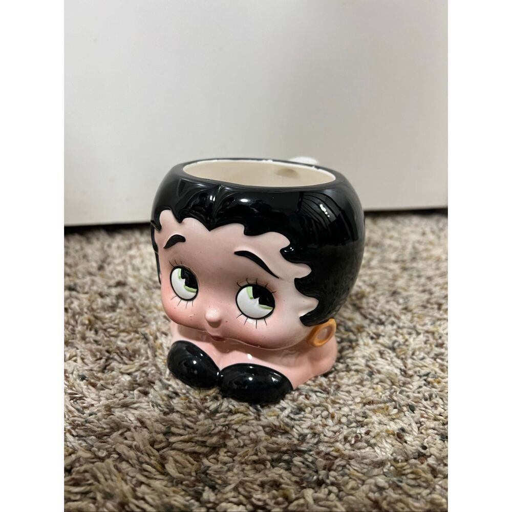 Vintage 1981 Betty Boop Vandor KFS Coffee Mug Cup Character Collectible